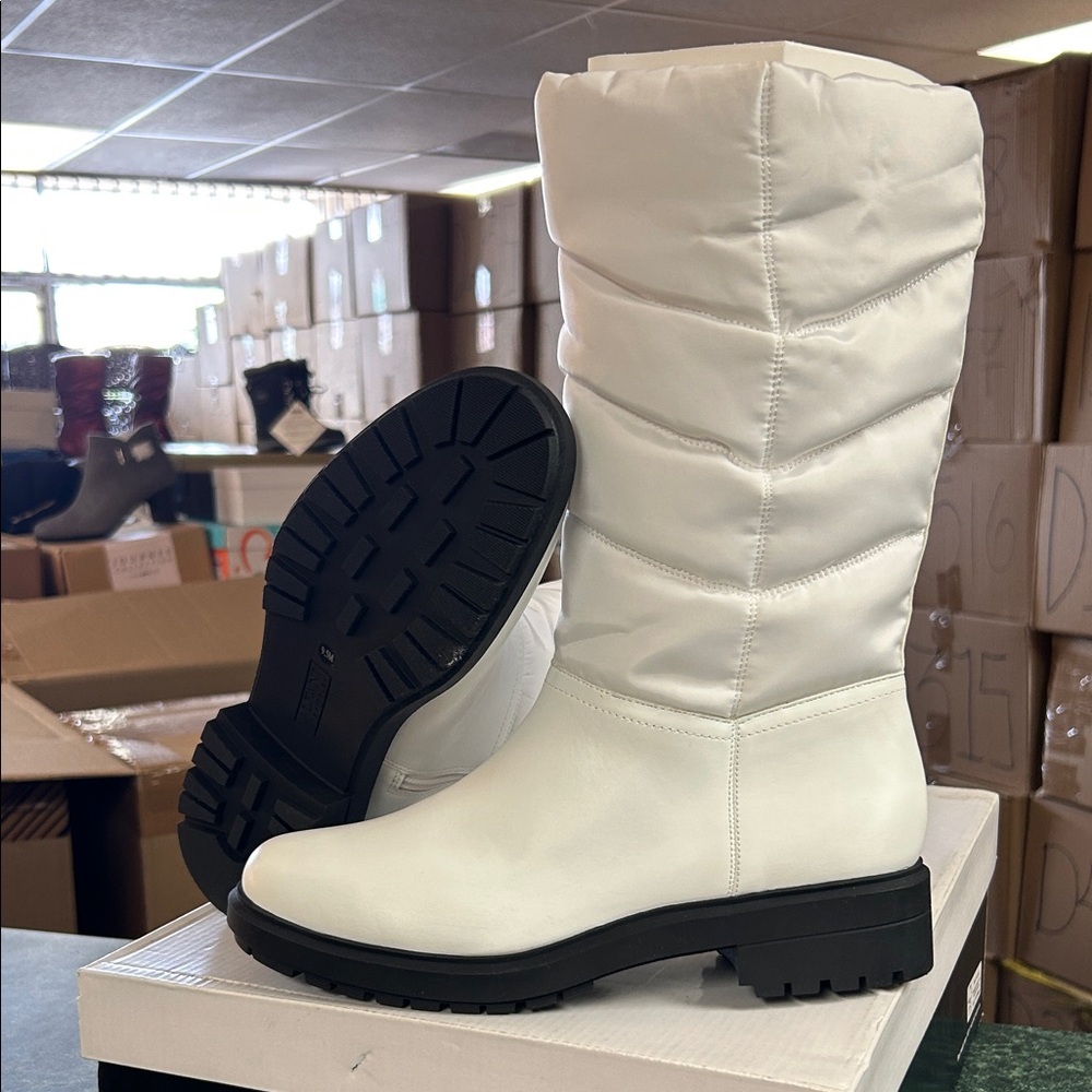 Alfani White Quilted Mid-Calf Winter Boots